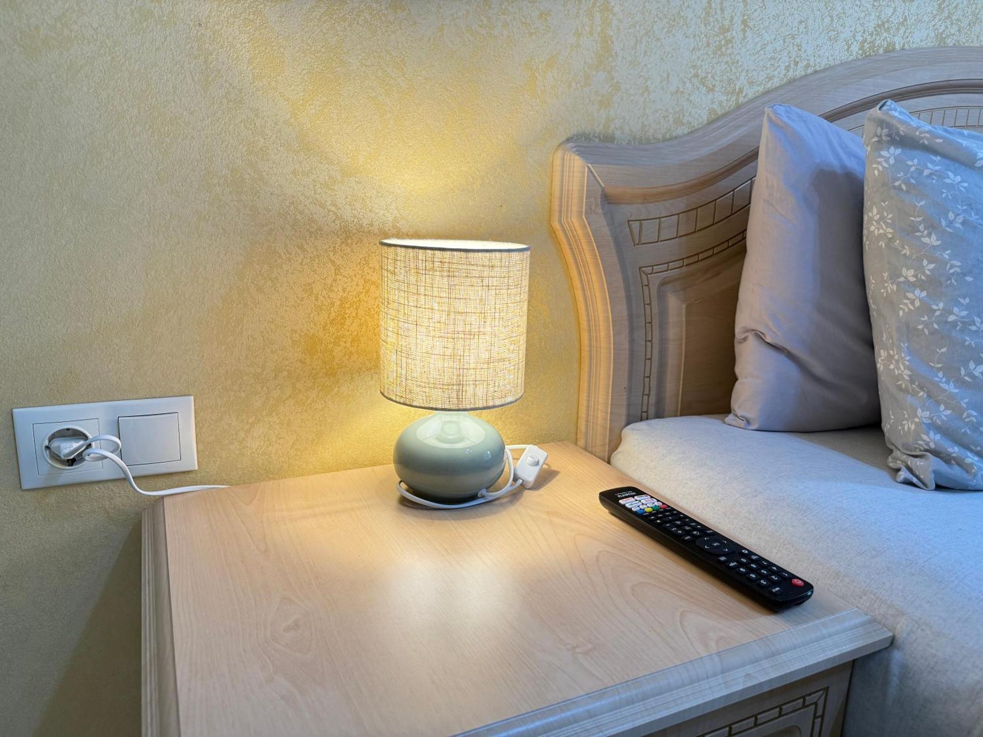 Cozy Two Bedroom Large Apartment Chişinǎu Buitenkant foto