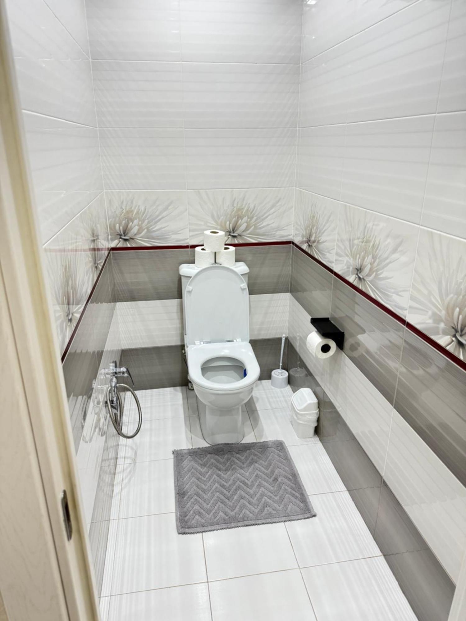 Cozy Two Bedroom Large Apartment Chişinǎu Buitenkant foto